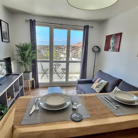 Appartement Calme Et Cosy - Paris Disney, Balcon, Parking Emerainville Exterior photo